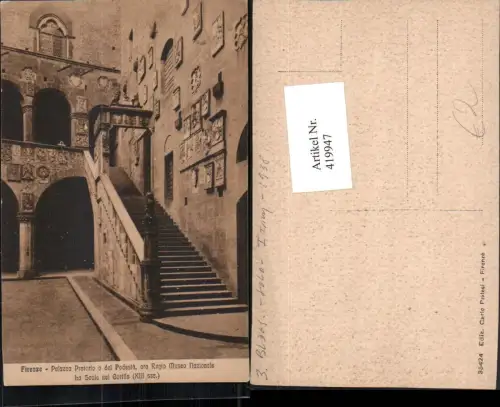 419947,Toscana Firenze Florenz Palazzo Pretorio o del Podesta Scala Cortile Stiege