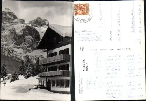 292418,Trentino Bolzano Gadertal b. St. Lorenzen Pension bel sit Corvara Bergkulisse Winterbild