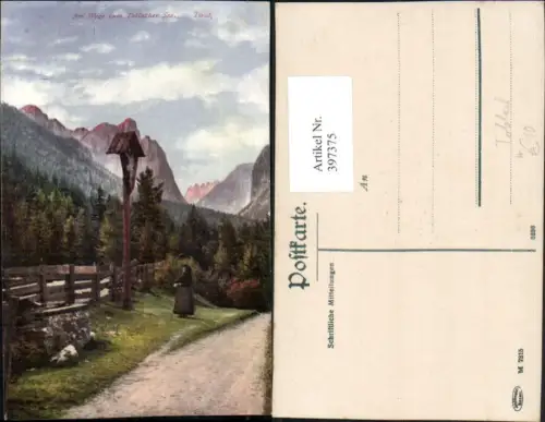 397375,Trentino Bolzano Am Wege zum Toblacher See b. Toblach Wegkreuz Bergkulisse