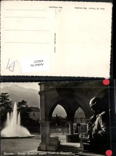 420227,Trentino Trento Rovereto Piazza Rosmini angolo Cassa di Risparmio Brunnen