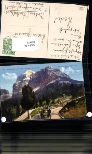 668078,Dolomitenstraße Auto Oldtimer Pordoijoch Canazei Arabba