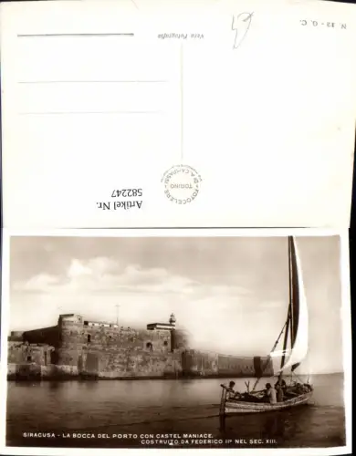 582247,Foto Ak Siracusa Syrakus Italy La Bocca del Porto con Castel Maniace Segelboot Segeln
