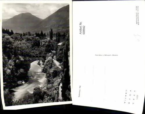 608942,Foto Ak Merano Passeggiata Gilf Meran Gilfpromenade Italy