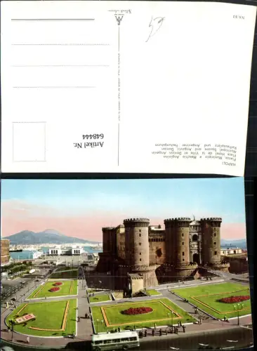 648444,Napoli Neapel Piazza Municipio e Maschio Angioino Rathausplatz Festungsturm Italy