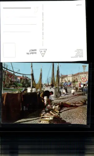 669627,Cesenatico Riviera Adriatica Porto Canale Kanalhafen Fischen Italy