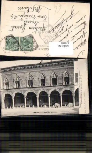 670498,Bologna Palazzo Isolani nella piazza di S. Stefano Italy