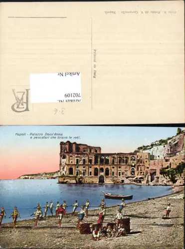702109 Italy Napoli Neapel Palazzo Donn`Anna Strandleben Strand Meer