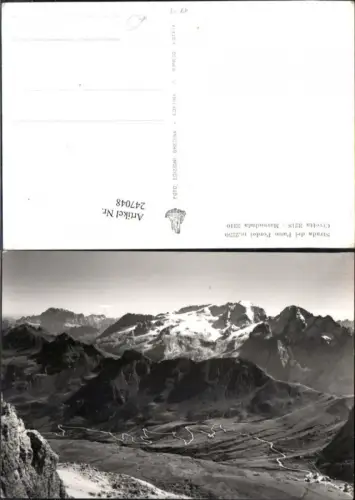 247048,Veneto Belluno Strada del Passo Pordoi Civetta u. Marmolada Bergkulisse