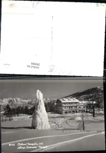 292995,Veneto Belluno Nevegal Albergo Ristorante Hotel Gasthof Bergkulisse Winterbild