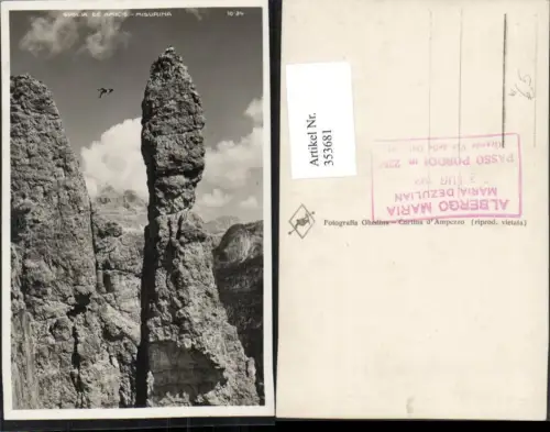 353681,Veneto Belluno Misurina Guglia de Amicis Felsen Kletterer Bergkulisse