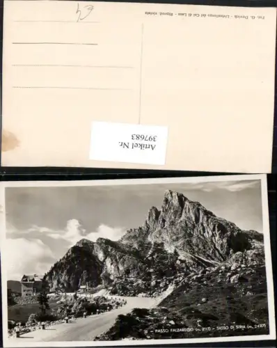 397683,Veneto Belluno Passo Falzarego Sasso di Stria Bergpass Bergkulisse