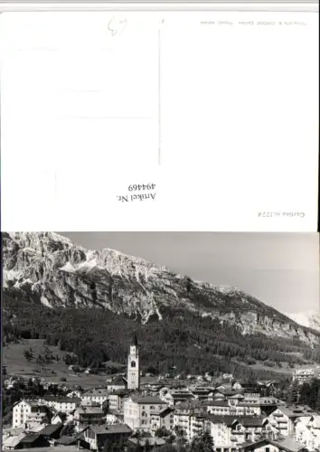 494469,Veneto Belluno Cortina Teilansicht Bergkulisse