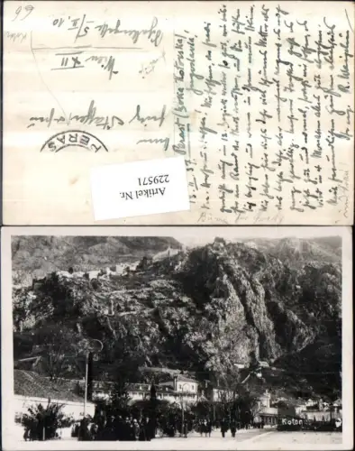 229571,Kotor Perast Straßenansicht Bergkulisse