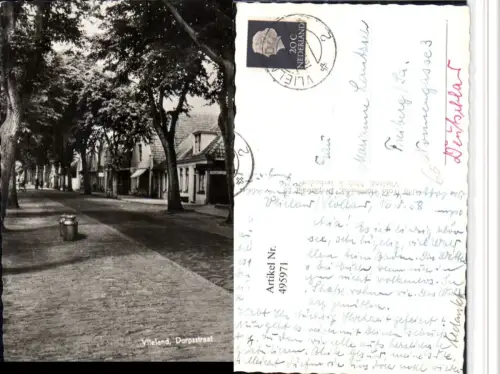 495971,Netherlands Vlieland Dorpsstraat Straßenansicht Bäume