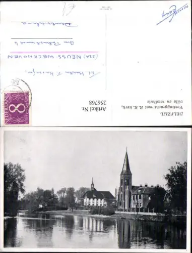 256768,Delfzijl Vestinggracht met R. K. Kerk villa en raadhuis Kirche Rathaus