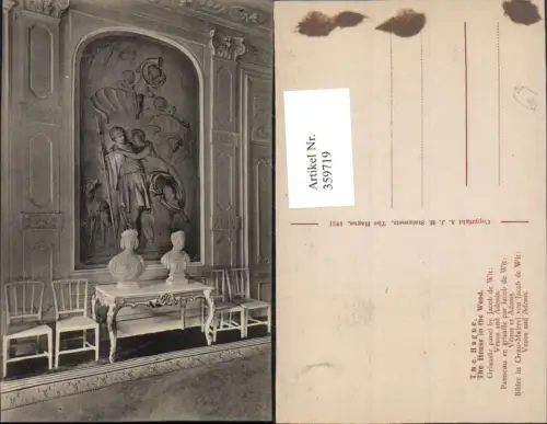 359719,Netherlands Den Haag The House in the Wood Grisaille panel Wandgemälde Büsten
