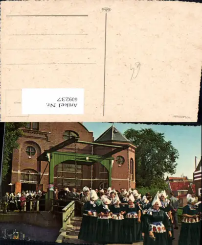 609237,Volendam Holland Tracht Volkstypen Netherlands