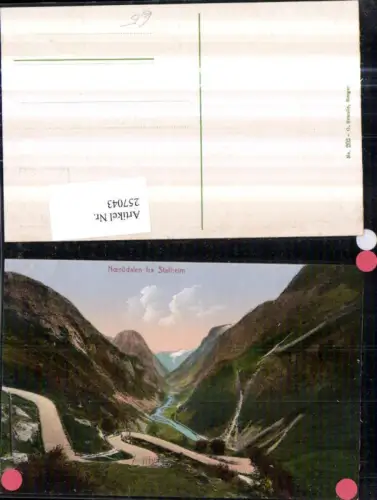 257043,Noerödalen fra Stalheim Bergkulisse