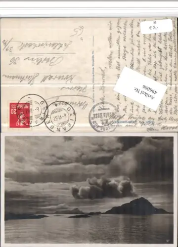 496086,Norway Parti fra Skjaergaarden Fjord Bergkulisse