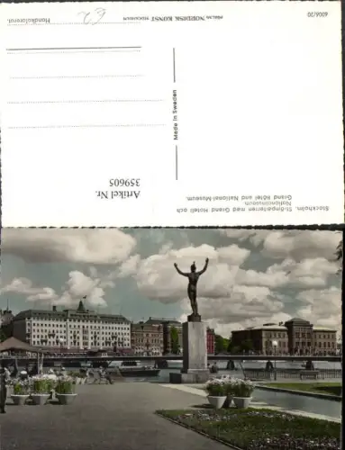 359605,Sweden Stockholm Strömparterren med Grand Hotell och Nationalmuseum Statue