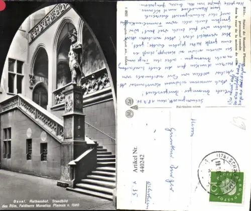 440242,Basel Rathaushof Standbil Feldherr Munatius Plancus Stiege