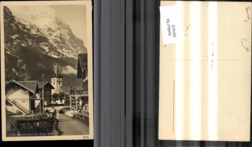 207419,Grindelwald m. Eiger Strassenansicht m. Personen Kt Bern