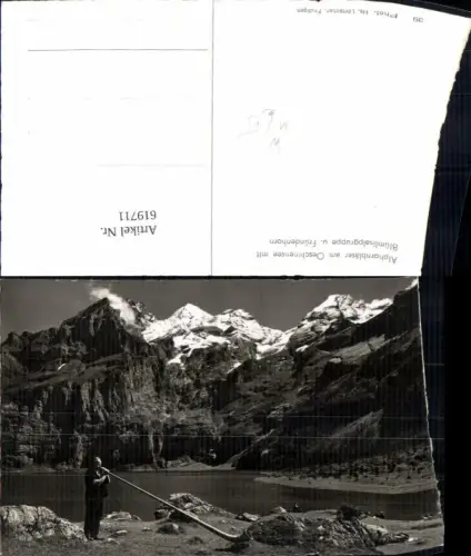 619711,Foto Ak Kandersteg Alphornbläser a. Oeschinensee m. Blümlisalpgruppe u. Fründenhorn Alphorn