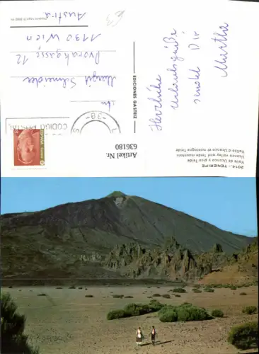 636180,Tenerife Teneriffa Valle de Ucanca y pico Teide Paar Tracht Vulkan Spain