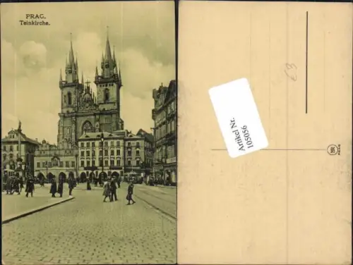 105056,Prag Praha Teinkirche Kirche Leute