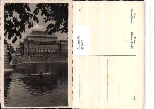 523093,Prag Praha Narodni divadlo Nationaltheater Kanu Boote