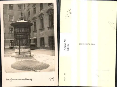 198112,Graz Brunnen im Landhaushof