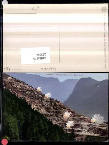 253384,Eisenerz Erzberg während der Sprengzeit Bergkulisse