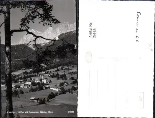 261451,Ramsau Totale m. Dachstein Bergkulisse