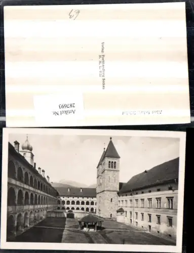 287693,Abtei Seckau Stiftshof Hof Arkaden Brunnen