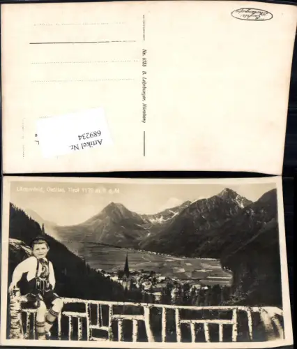 689234 Längenfeld im Ötztal Junge in Tracht