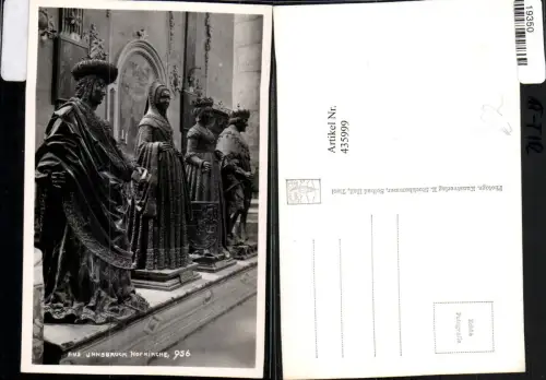 435999,Innsbruck Hofkirche Innenansicht Statuen pub E. Stockhammer 956