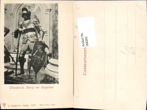 568205,Innsbruck Hofkirche Innenansicht Ritter Theodorich König d. Ostgothen Rüstung pub F. Gratl