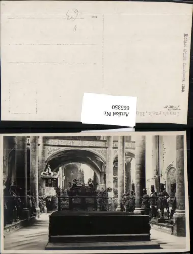 665350,Foto Ak Innsbruck Hofkirche Innenansicht Ritter Rüstung pub Richard Müller