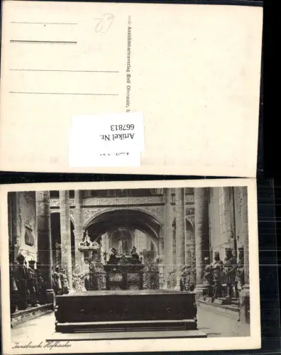 667813,Innsbruck Hofkirche Innenansicht Ritter Rüstung