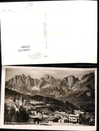 257989,Kitzbühel Teilansicht Kirche geg. d. Wilden Kaiser Bergkulisse
