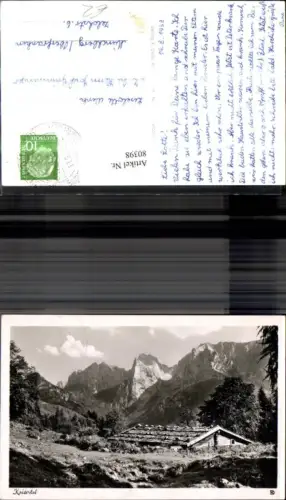 80398,Kaisertal Ansicht Dach Hütte Bergkulisse