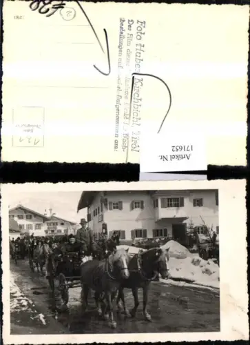 171652,Kirchbichl Pferdekutschen Kutsche Straße Personen