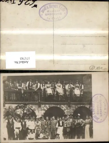 171743,Foto Ak Gasthaus Ursprung Thiersee Frauen u Männer i. Tracht Typen v. Gebäude