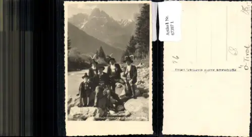 673971,Foto Ak Trachtengruppe Lienz Osttirol Tracht Pfeife Rauchen
