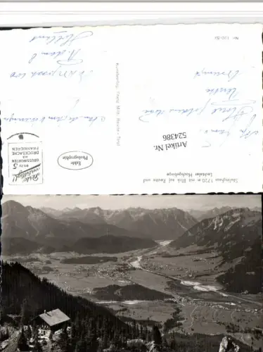 524386,Säulinghaus m. Blick auf Reutte Totale Bergkulisse