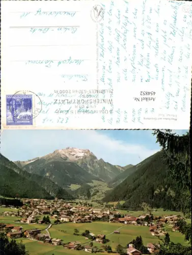 454852,Mayrhofen Totale m. Grünberg Bergkulisse