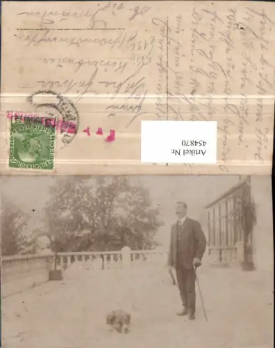 454870,Foto AK Fiecht b. Schwaz Mann m. Hut Stock Hund