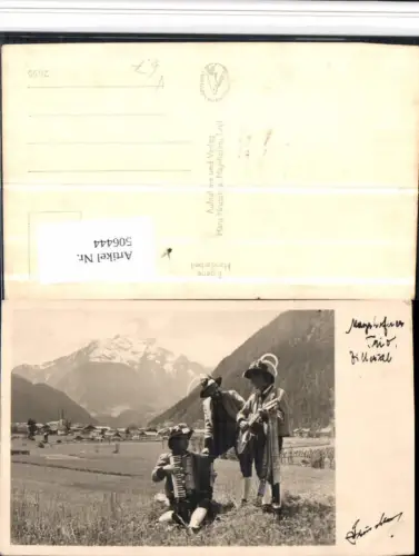 506444,Mayrhofen Totale Musiker Trachten Bergkulisse pub Hruschka