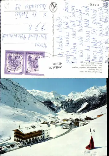 611901,Tux Hintertux Hotel Alpenhof u. Gästehaus Berghof Winteransicht