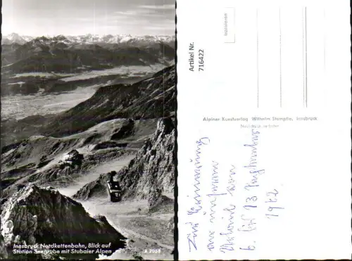 716422 Foto AK Innbruck Nordkettenbahn Blick auf Station Seegrube mit Stubaier Alpen Seilbahn Gondel